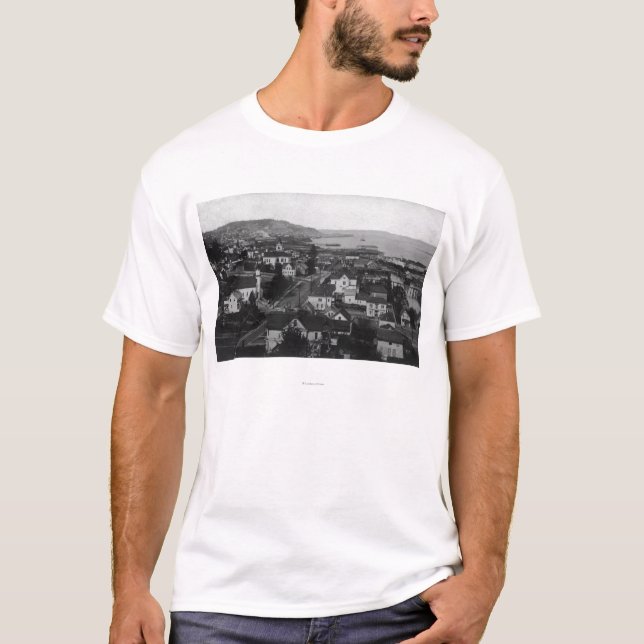 T-shirt Vue de ville d'Astoria, Orégon semblant (Devant)