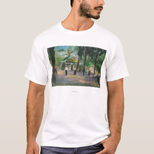 T-shirt Vue des ressorts d'un GameHarbin de croquet, CA