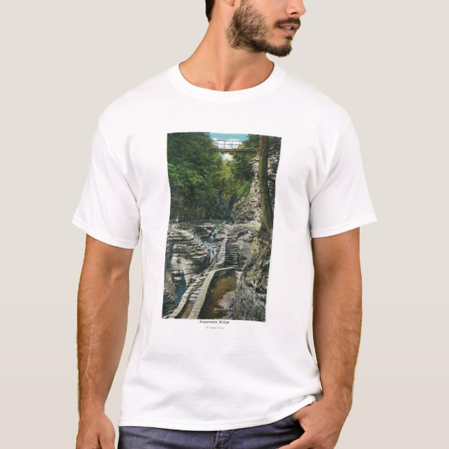 T-shirt Vue d'un pont suspendu (Devant)
