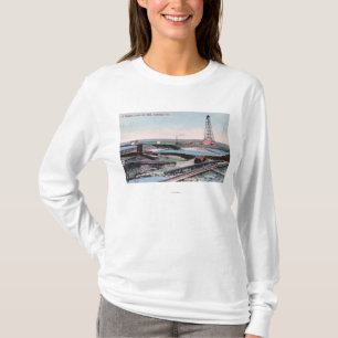 T-shirt Vue d'un puits de pétrole au puits de pétrole de