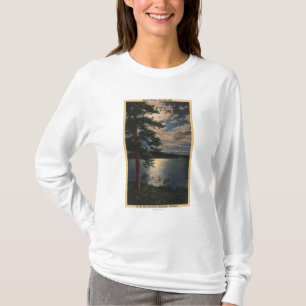 T-shirt Vue éclairée par la lune du lac