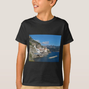 T-shirt Vue éloignée d'Atrani sur la côte d'Amalfi