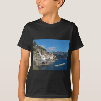 T-shirt Vue éloignée d'Atrani sur la côte d'Amalfi