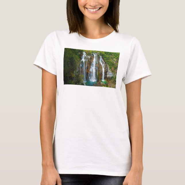 T-shirt Vue en hauteur sur la cascade, Croatie (Devant)