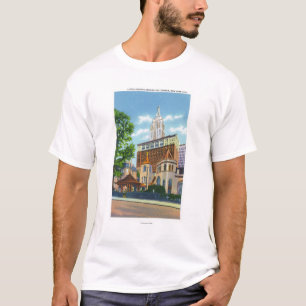 T-shirt Vue extérieure de peu d'église autour de