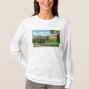 T-shirt Vue extérieure des casernes et du gymnase de cade