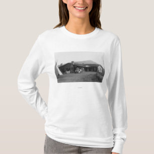 T-shirt Vue extérieure d'un tribal de Natif américain
