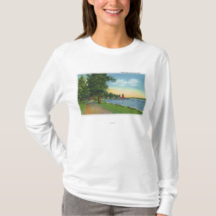 T-shirt Vue pittoresque le long du lac