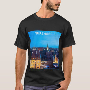 T-shirt Vue sur la vieille ville de Nuremberg la nuit