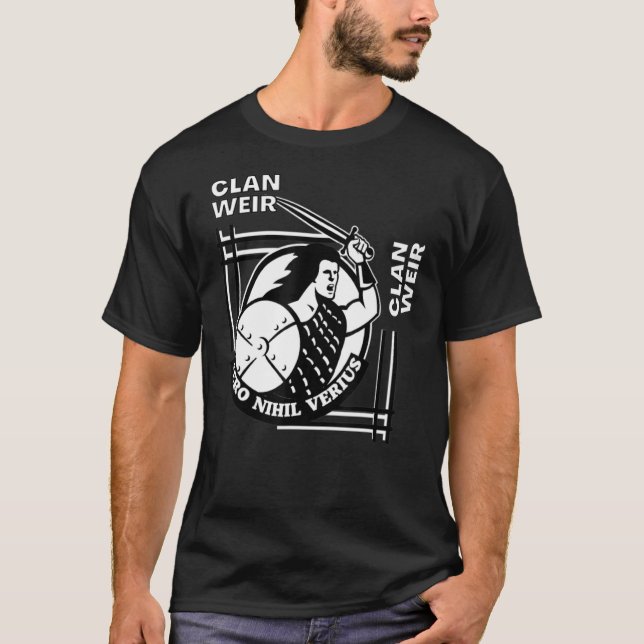 T-shirt Weir Clan Gaelic Motto Swordsman (Devant)