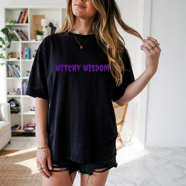 T-shirt Witchdom violette typographie (Créateur téléchargé)