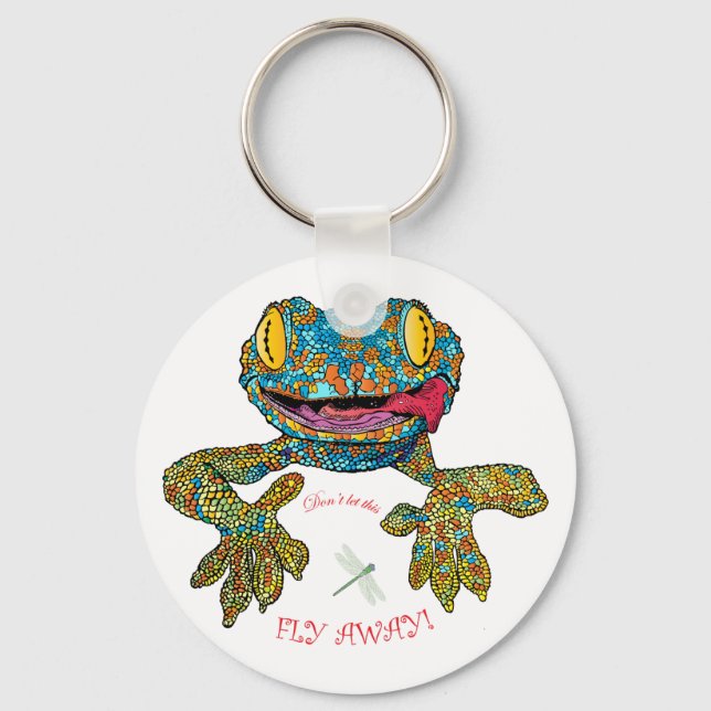T shirt with cartoon lizard keychain (Front)