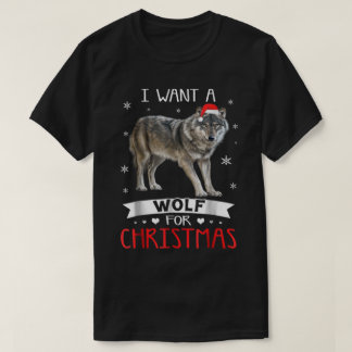 T-shirt Wolf for Christmas Cute Holiday Design