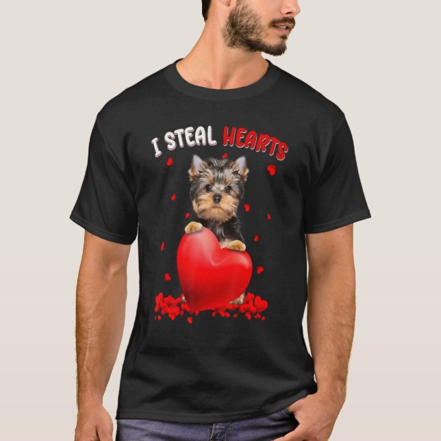 T-shirt Yorkshire Terrier I Steal Hearts mignon Chien Hug  (Devant)