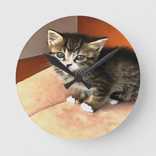 Tabby Cat Kitten Pet Portrait Round Clock (Front)