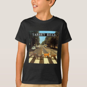 Tabby Road Cool Tabby Cats Crossing  T-Shirt