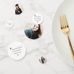 Table moderne Noir Blanc Graduation Party Confetti