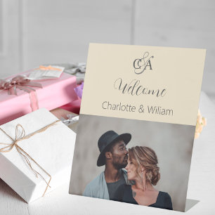 Table Photographie beige monogramme mariage signe de bie
