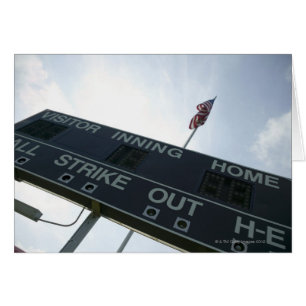 Tableau indicateur de base-ball avec le drapeau