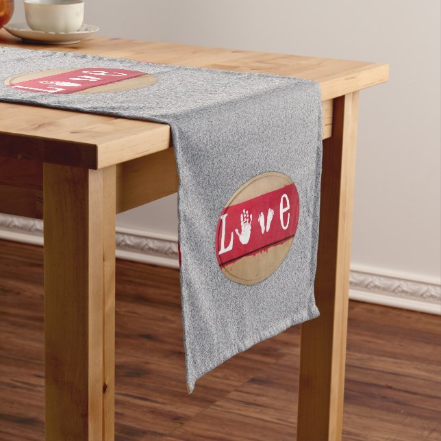 Tablecloth Runner Valentines (In Situ)
