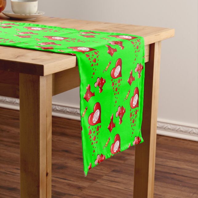 Tablecloth Runner Valentines (In Situ)