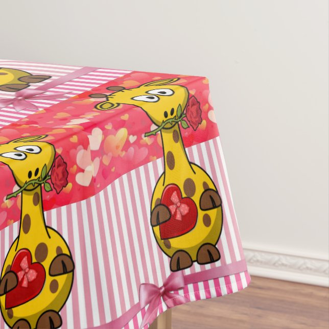 Tablecloth Valentine's Day Giraffe (In Situ)