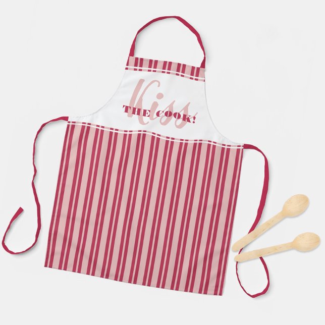 Tablier Baiser Drôle Le Cuisinier Humour Moderne Magenta R (Funny Kiss The Cook Modern Humor Magenta Red Pink Apron)
