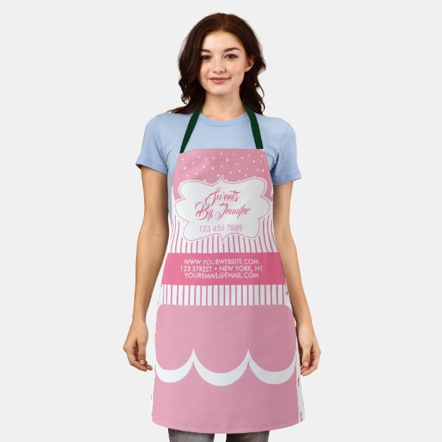 Tablier Boulangerie de gâteau triple couche rose (Porté)