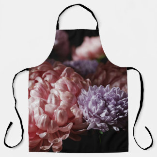 Tablier Bouquet d'aster rose : éclairage baroque.