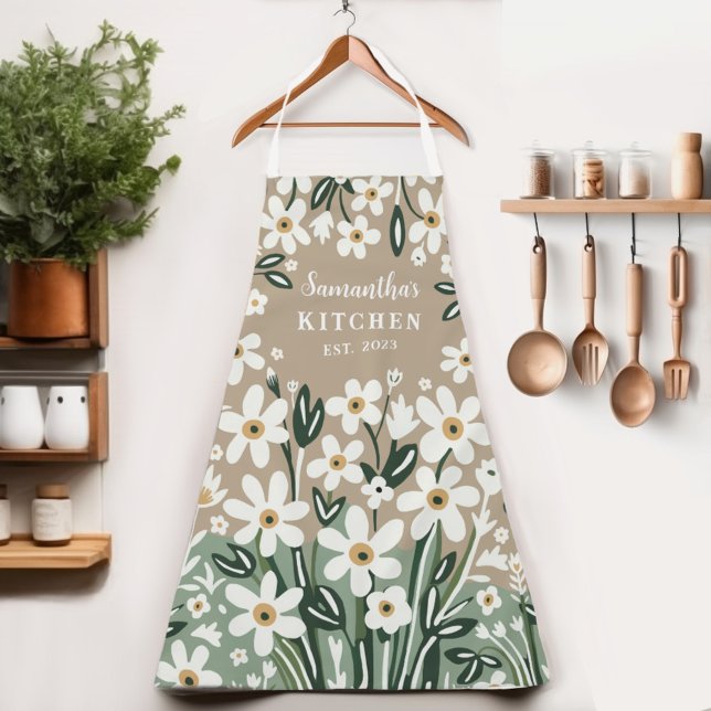 Tablier Campagne Florale Femme Apron (Indulge in the floral charm of our Wild on Flowers apron.  Cook in style and let your name shine!)