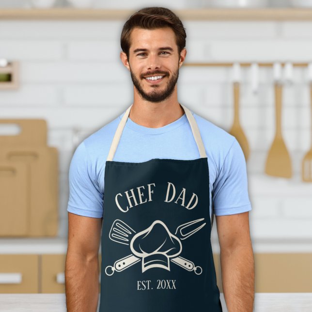 Tablier Chef homme Nom personnalisé Cuisine barbecue ("chef dad" customizable men's apron BBQ chef hat with custom date navy blue and cream gift for men)