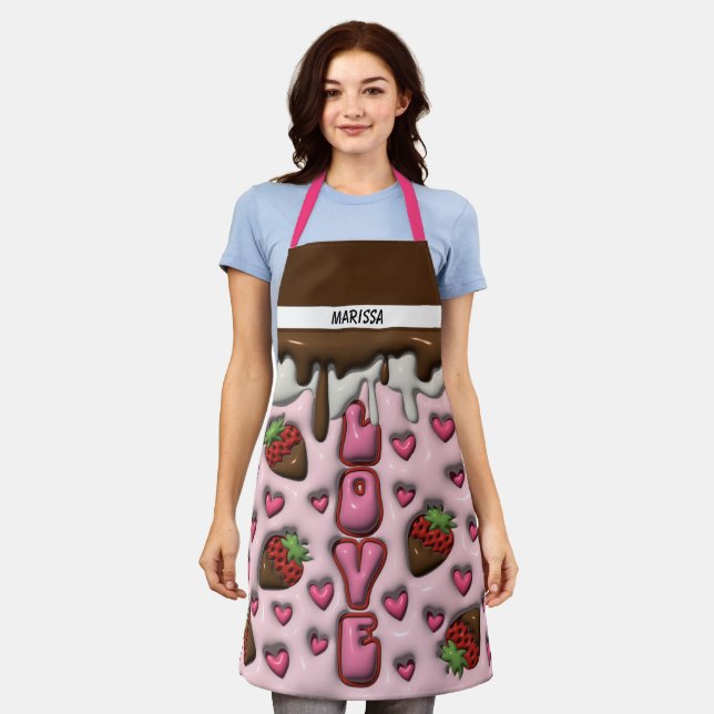 Tablier Chocolat moderne et Nom d'amour de fraise (Porté)