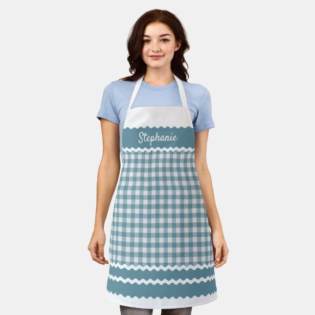 Tablier Cuisine blanche Turquoise personnalisée En vichy P (Porté)