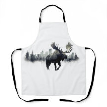 Double exposition de l'orignal devant une forêt