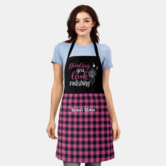 Tablier Drôle Cuisine Radish Pun rose noir Plaid (Porté)
