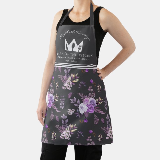 Tablier Élégant modèle floral violet Reine de la cuisine (Insitu)