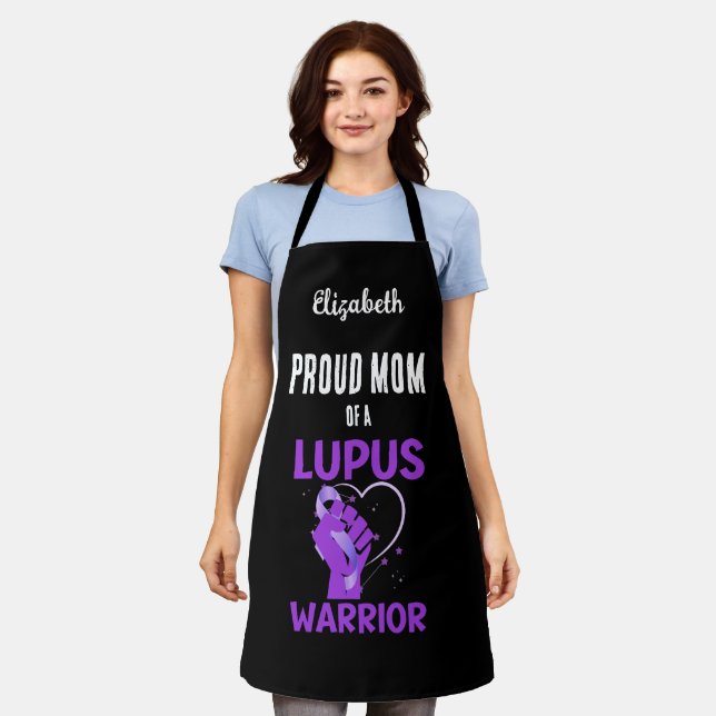 Tablier Fête des mères LUPUS WARRIOR Fier maman (Porté)