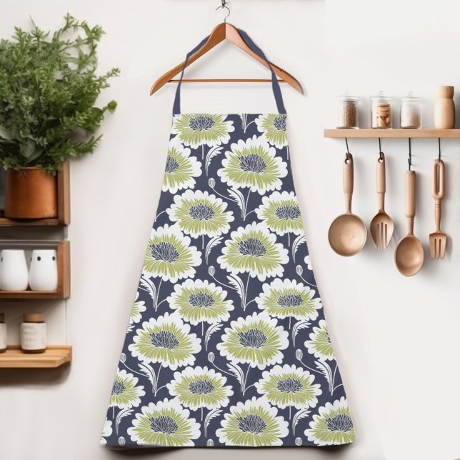 Tablier Flore rétro (Whether you're baking, painting, or gardening, this personalized apron adds flowers to your day!)