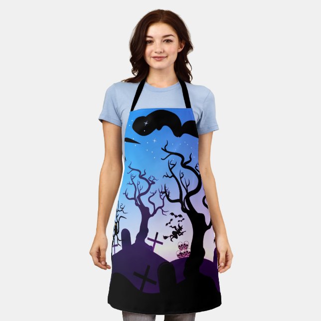 Tablier Halloween hantée noire, bleue et violette (Porté)