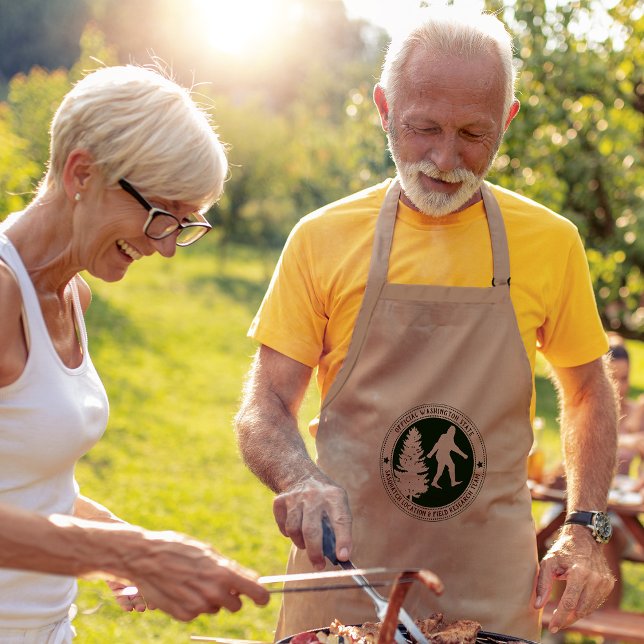 Tablier Long Personnalisé Funny Sasquatch Emplacement et recher (Créateur téléchargé)