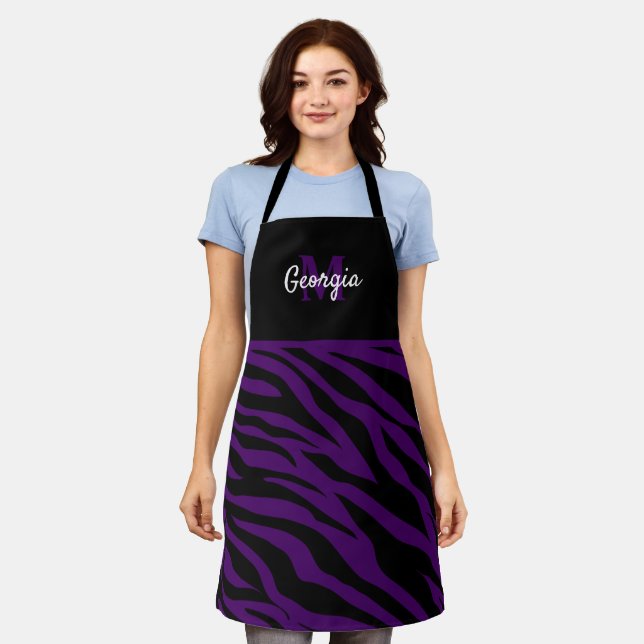 Tablier Monogramme Zèbre noir et violet rayures (Porté)