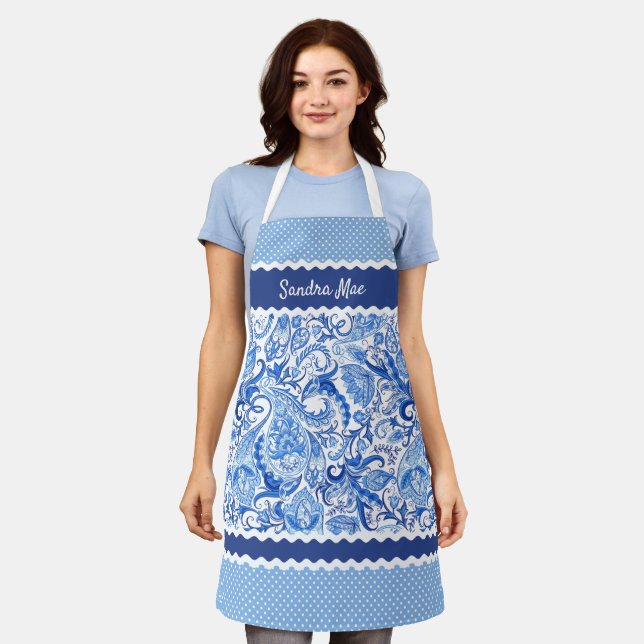 Tablier Motif floral bleu blanc sur mesure (Porté)