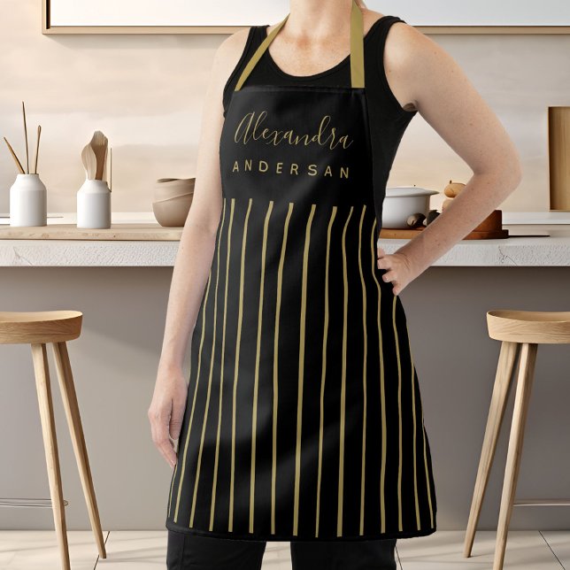 Tablier Nom de script élégant Monogramme Black Gold Stripe (Elegant Script Name Monogram Black Gold Stripes Apron)