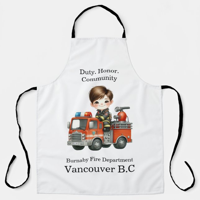 Tablier Un jeune pompier gai dans un camion rouge vif (Recto)