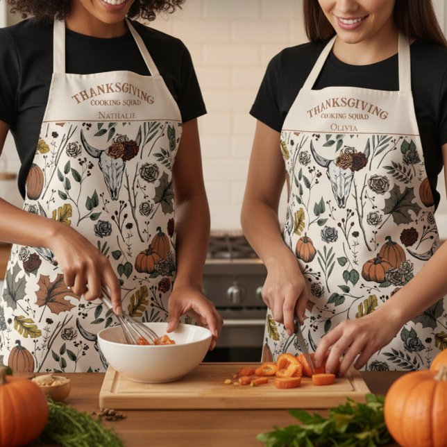 Tablier Western Fall Harvest Thanksgiving Cuisine Squad (Western Thanksgiving Cooking Squad Aprons. Floral Cow Skulls, Pumpkins, Fall Leaves, Autumn Pattern)