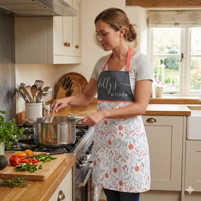 Tabliers à Impression Florale Partout (This beautiful personalized apron would make a great bridal shower or birthday gift! )