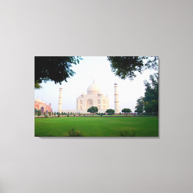 Taj Mahal at sunrise one of the wonders of the Canvas Print (Front)