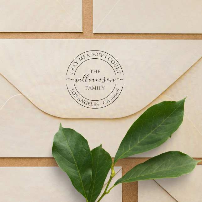 Tampon Auto-encreur Elegant Classy Nom de famille Adresse de retour (Classic Elegant Family Name Round Return Address Stamp)