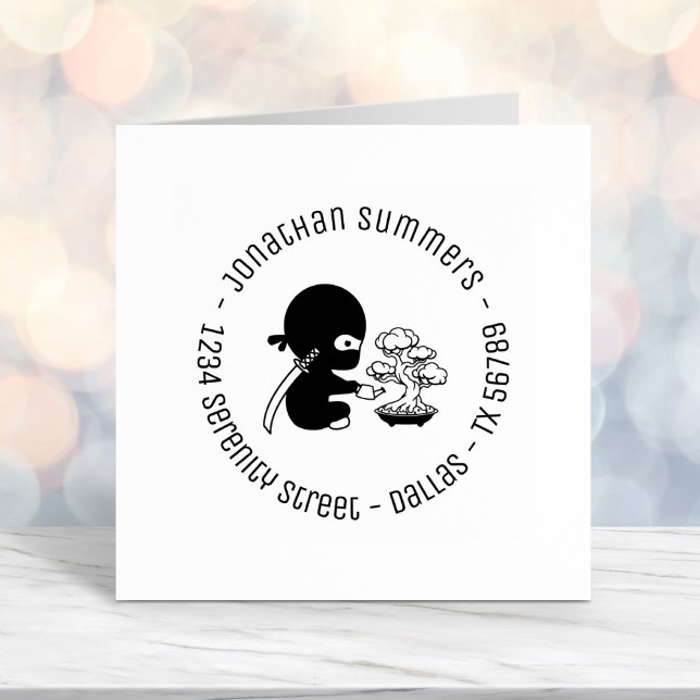 Tampon Auto-encreur Minuscule Ninja Waters Bonsai Tree Round Adresse 2 (Créateur téléchargé)