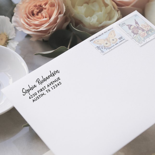 Tampon Auto-encreur Script manuscrit moderne | Adresse de retour (A simple and minimalist return address stamp with modern handwritten script)